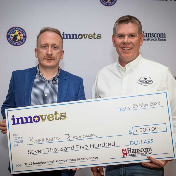 Hanscom FCU President and CEO Peter Rice with second-place InnoVets Pitch Competition winner Erik Diedrichsen of Riverbend Resources